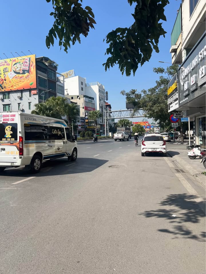 Bán đất tặng nhà 2 tầng tại Cao Thắng, Hạ Long - Diện tích 219.6m² giá 8.5 tỷ, vị trí kinh doanh đắc địa!