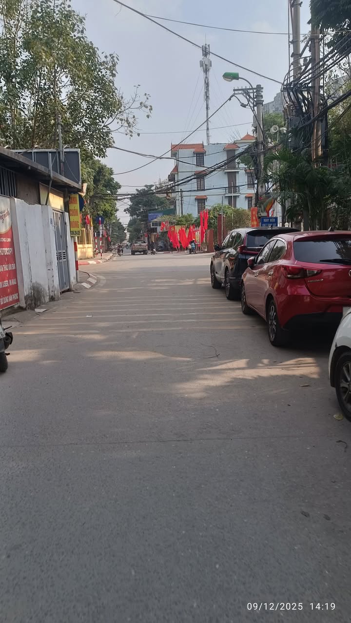 Nhà cho thuê Vĩnh Hưng - Hoàng Mai 260m² giá chỉ 16 triệu - Phù hợp văn phòng và cửa hàng!