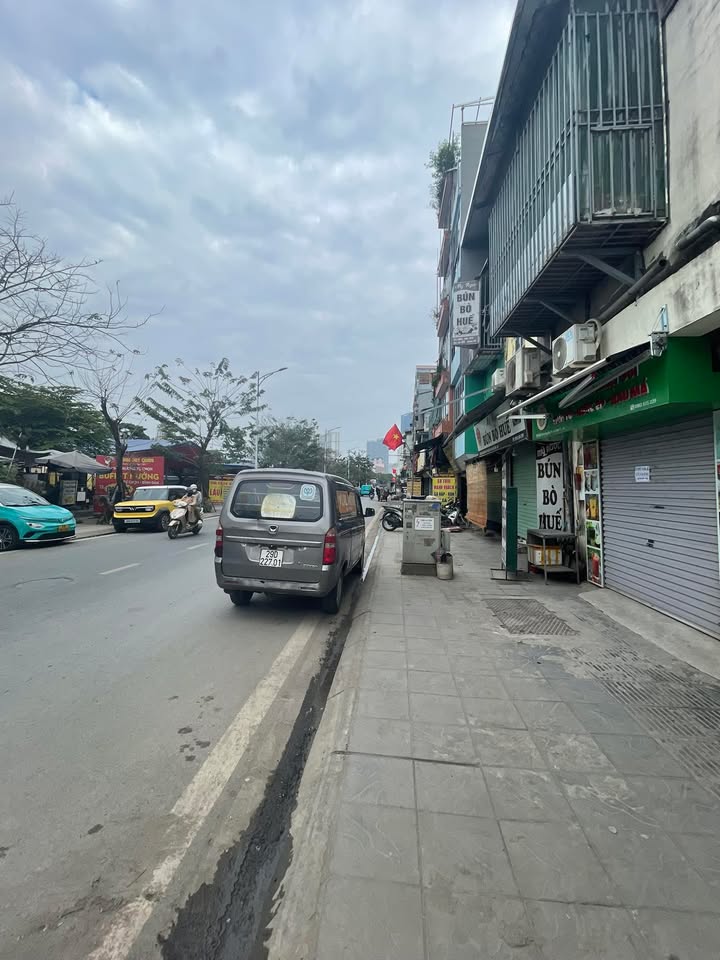 Đất tặng nhà cấp 4 Cầu Diễn 60m² giá 8 tỷ - Đầu tư sinh lời ổn định!