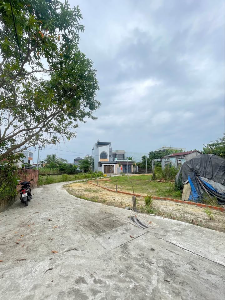 Đất nền Kiệt 4m đường Mai Đăng Chơn 84m² giá 2.75 tỷ - Tiện ích đầy đủ, sẵn sàng xây dựng!