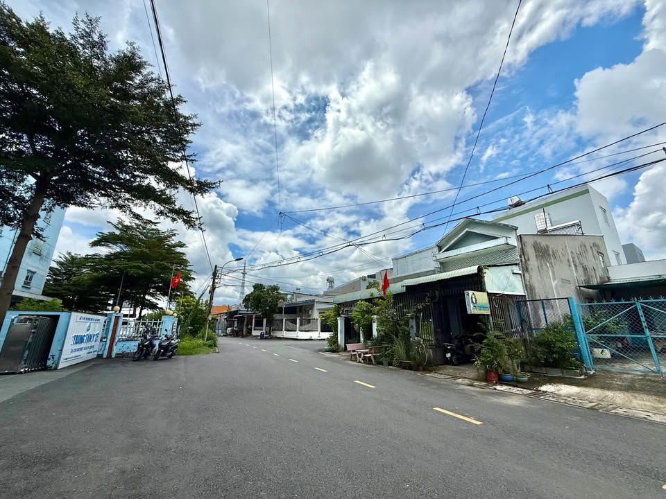 Đất thổ cư KP4, Thị Trấn Củ Chi, 138m² giá 3.8 tỷ - Vị trí trung tâm hành chính