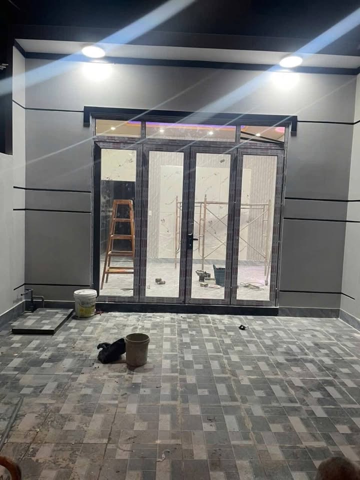 Nhà Phú Hòa Đông, Củ Chi 140m² giá 2.35 tỷ - Full thổ cư, ô tô đậu thoải mái!