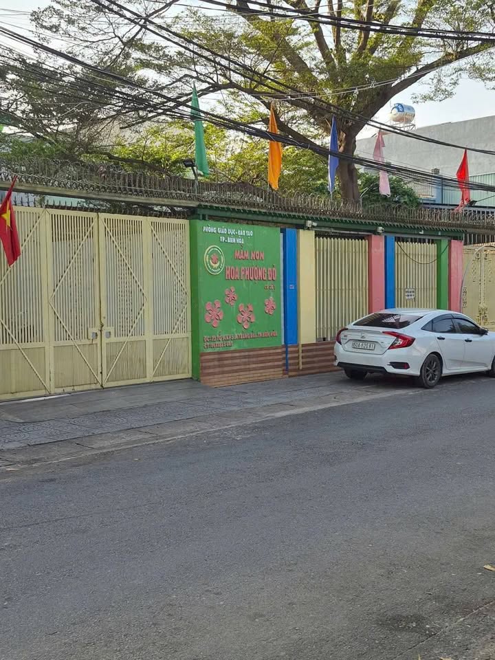 Lô đất 216m² Mầm non Hoa Phượng Đỏ - Giá chỉ 2.29 tỷ, phong thủy tốt!