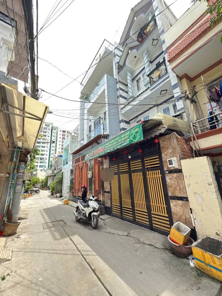 Nhà 4 tầng hẻm xe hơi An Lạc, Bình Tân 56m² giá nhỉnh 6 tỷ - Thiết kế hiện đại, chính chủ!