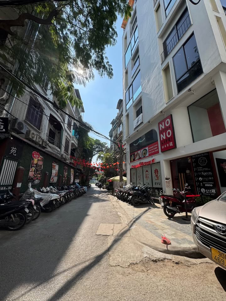 FrontHouse Đào Tấn, Ba Đình 58m² giá 42 tỷ - Lô góc thang máy, ô tô tránh!