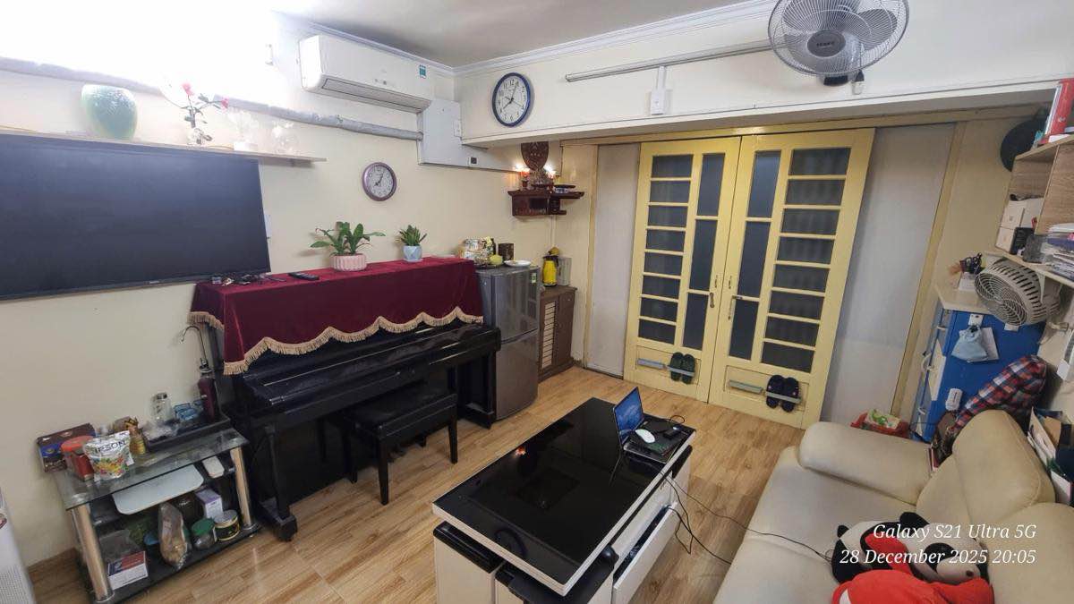 Căn hộ tập thể Trần Quý Cáp 34m² - Sẵn sàng ở ngay, xe ô tô đỗ cửa!