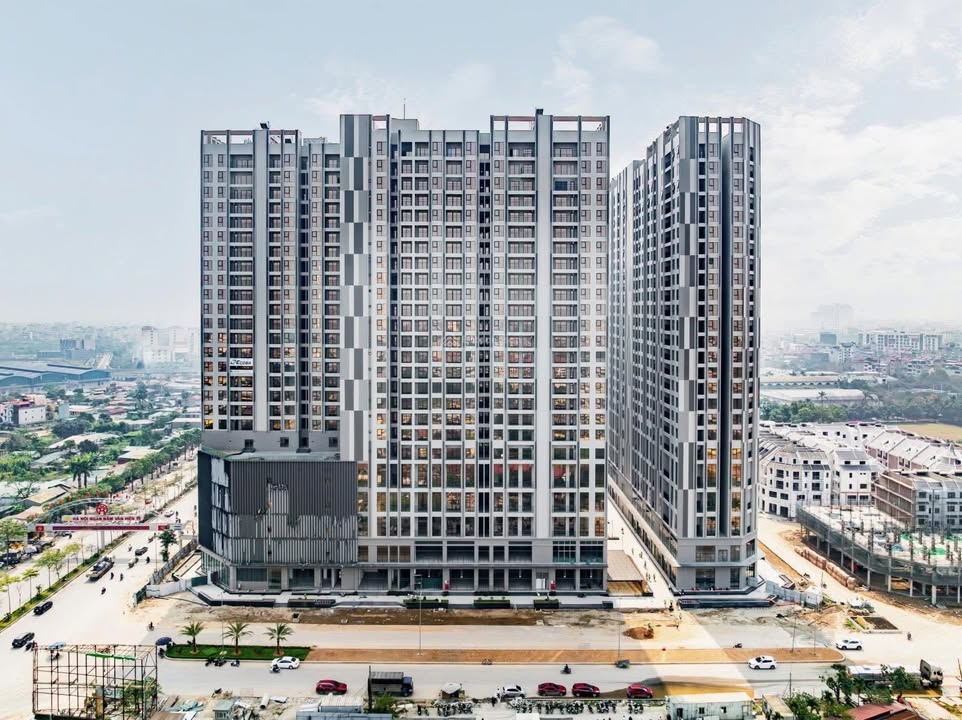 Căn hộ Hinode Royal Park Hoài Đức 73m² giá 6.05 tỷ - Sổ hồng chính chủ, vị trí đẹp!