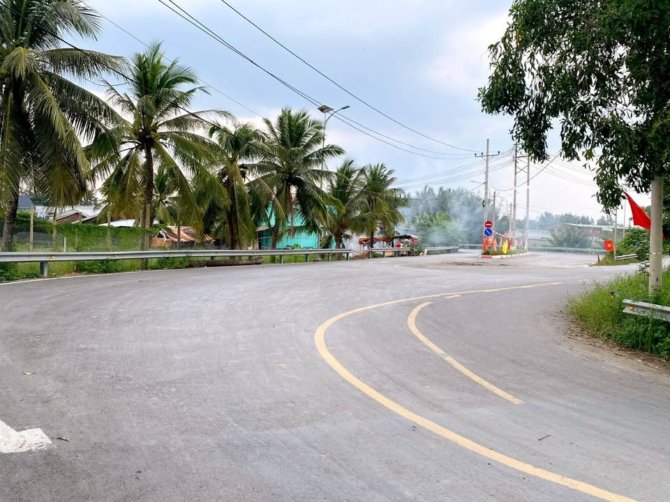 Đất thổ cư Lương Ngang, Bình Chánh 1200m² giá 18 tỷ - Cơ hội đầu tư tuyệt vời!