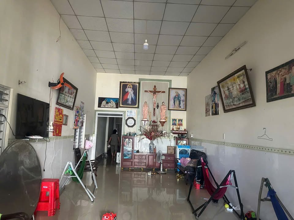 Nhà cấp 4 Bạch Lâm, 161m² giá 1,3 tỷ - Chính chủ cần bán gấp!