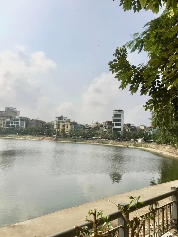 Bán gấp nhà mặt ngõ 5 Đống Đa 150m² giá 9 tỷ - Kinh doanh đỉnh cao!