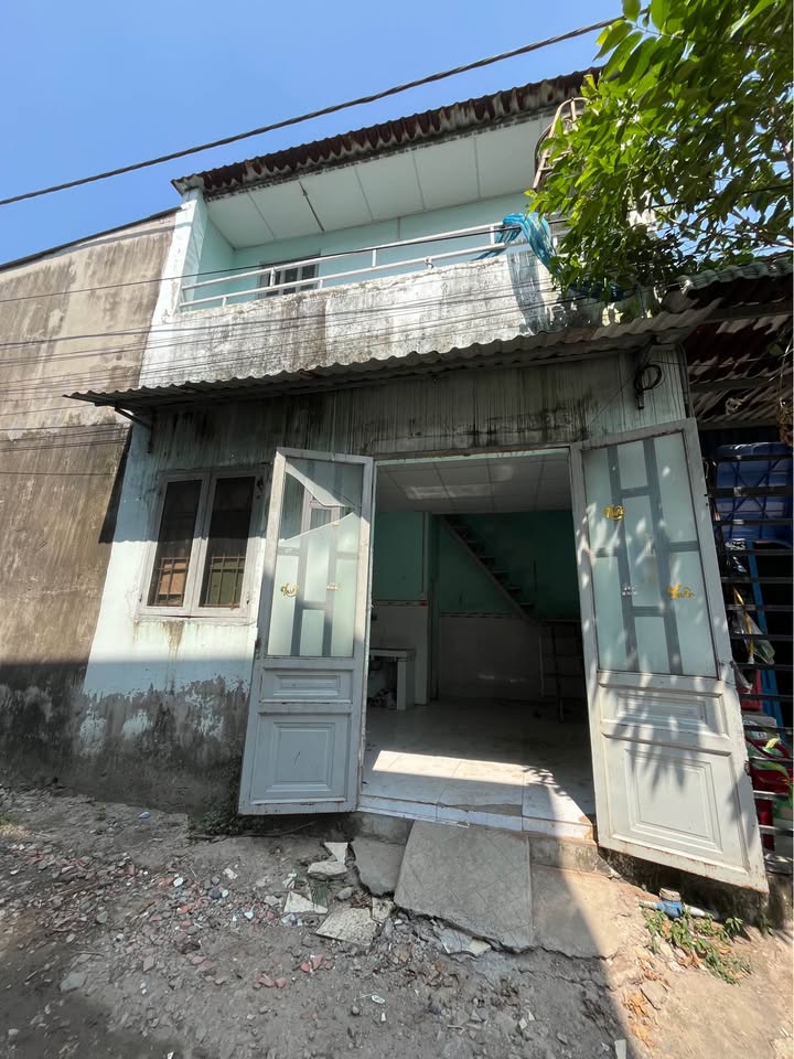 Nhà nhỏ 25m² tại Bình Chánh giá 620 triệu - Bán gấp chính chủ!