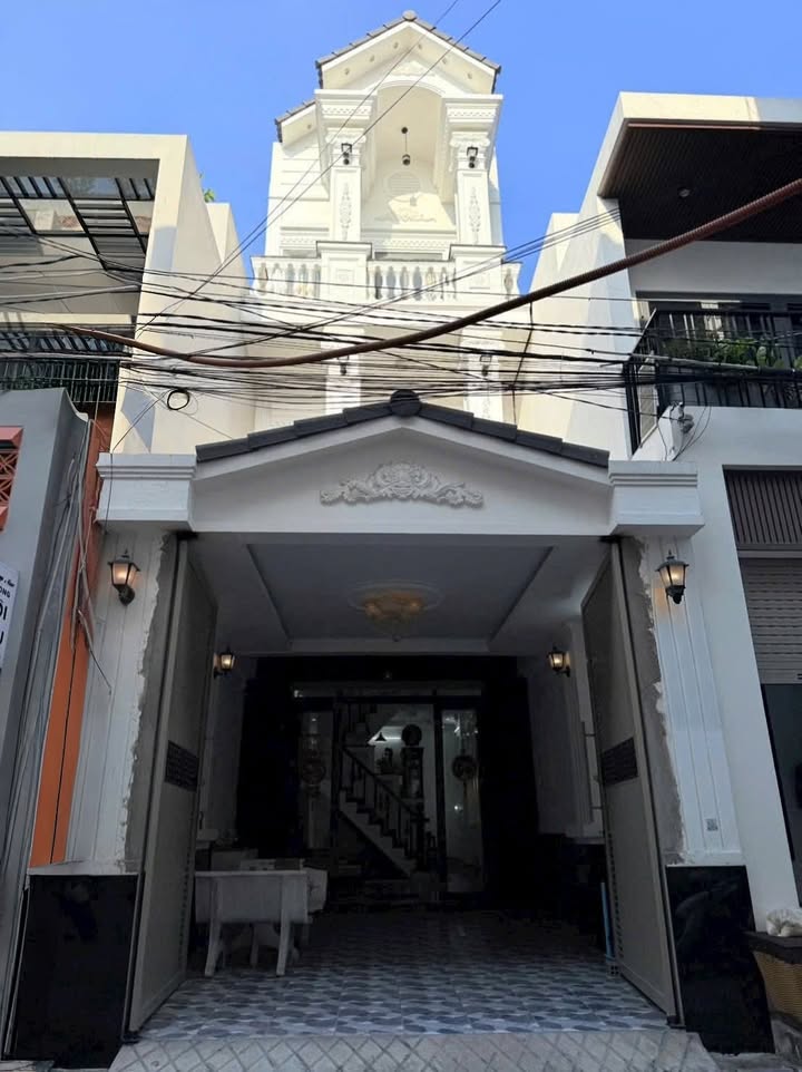 Nhà 3 tầng tại Trần Nam Phú, Cần Thơ 80.75m² giá 3.89 tỷ - Sổ hồng chính chủ, hoàn công!