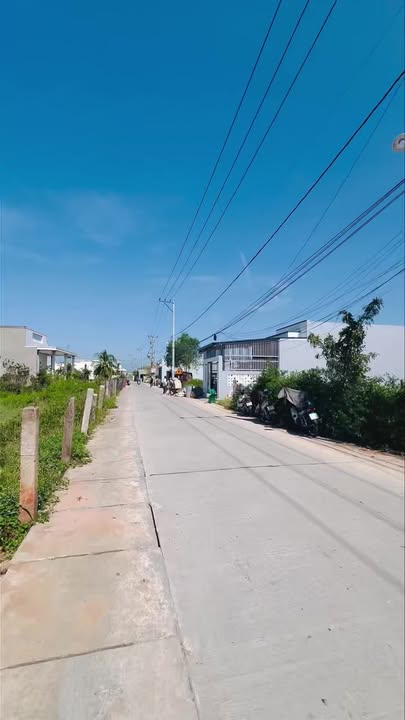 FrontHouse mặt tiền kinh doanh Đồng, Hàm Thắng 100m² giá 1.295 tỷ - Cơ hội đầu tư hấp dẫn!