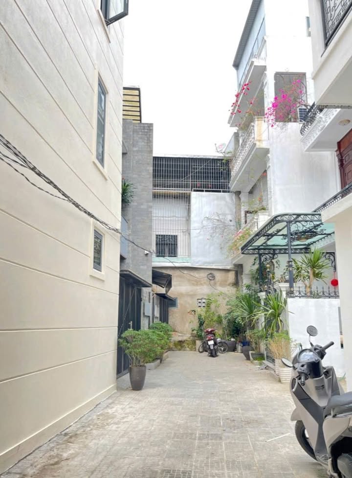 Đất kiệt 246 Hùng Vương, An Cựu, 65.8m² giá 2.3 tỷ - Sổ hồng chính chủ!