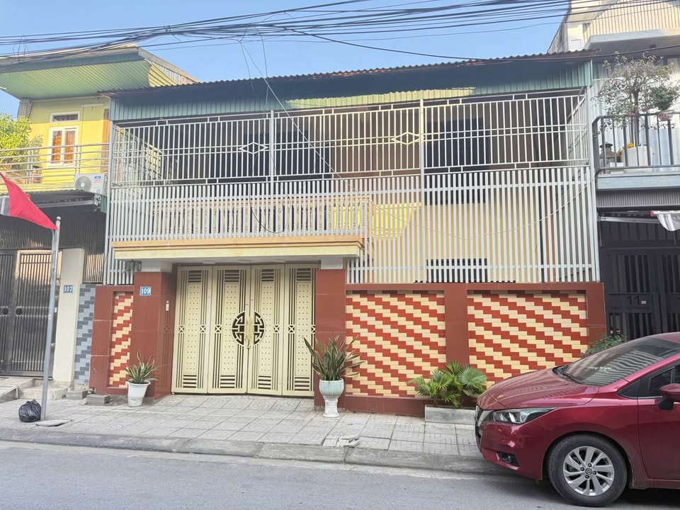 Bán nhà mặt đường Yên Dũng Thượng, TP Vinh 101m² giá 7 tỷ - Cơ hội đầu tư tuyệt vời!