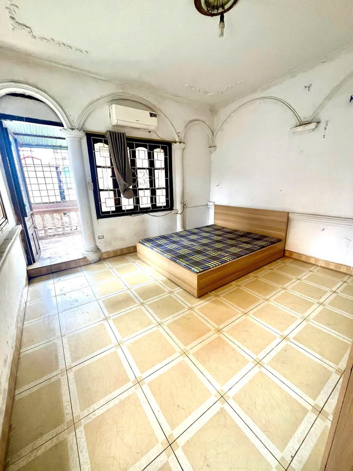 Phòng cho thuê tại 74 Thành Công, quận Đống Đa, giá 3.6 triệu - Đủ đồ cơ bản, vào ở ngay!