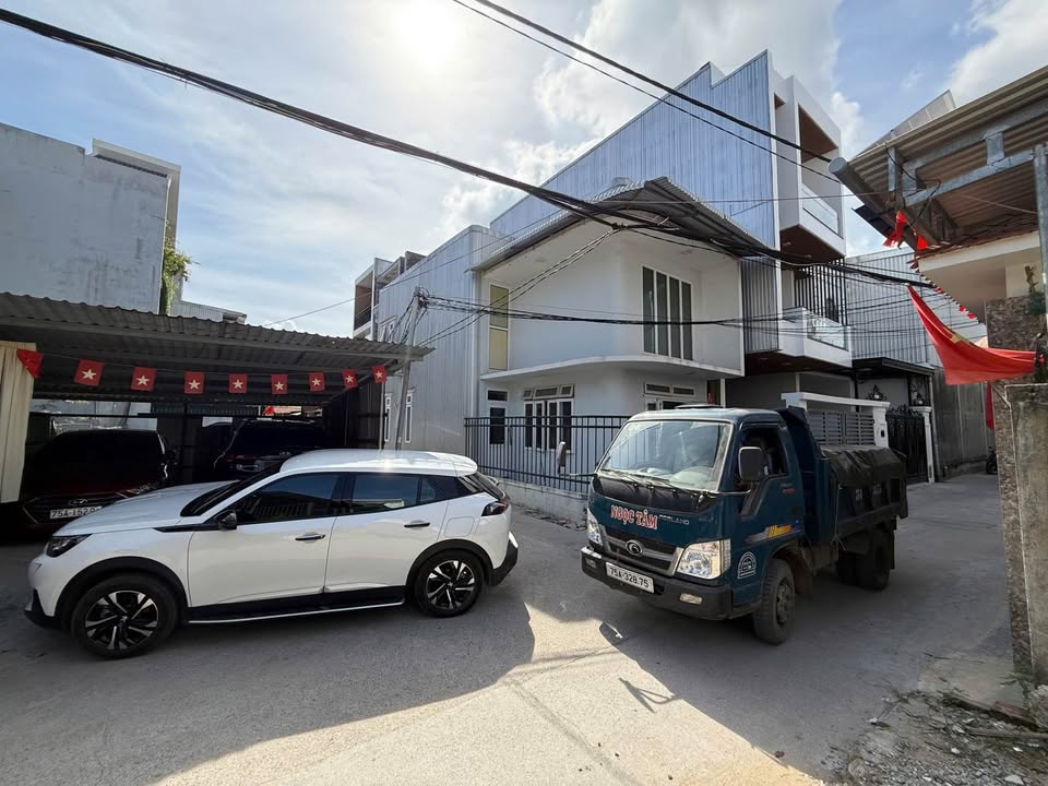 Nhà Phan Chu Trinh, Huế 75m² giá 2.85 tỷ - 2 mặt tiền ô tô tránh nhau!