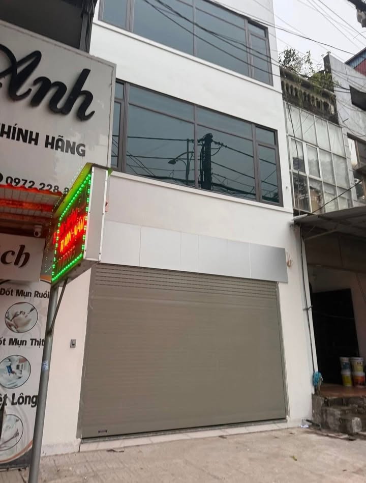 Nhà mặt đường Quang Trung, Thái Nguyên 73m² giá 10 triệu - Kinh doanh thuận lợi!