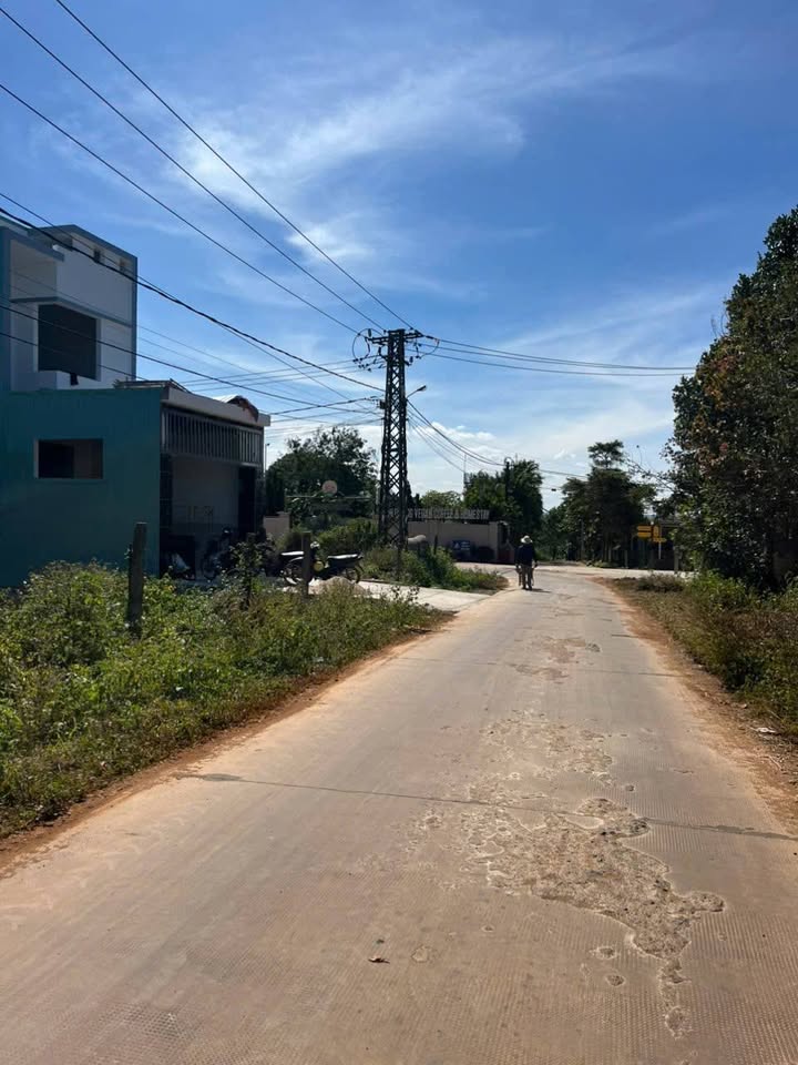 Đất nền 600m² tại Biển Hồ, Pleiku - Giá chỉ 2.2 tỷ, pháp lý rõ ràng!