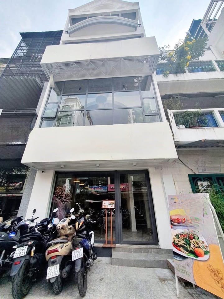 Cho thuê mặt tiền đường Cô Bắc, Quận 1, 99m² - Vị trí đắc địa, thuận tiện kinh doanh!