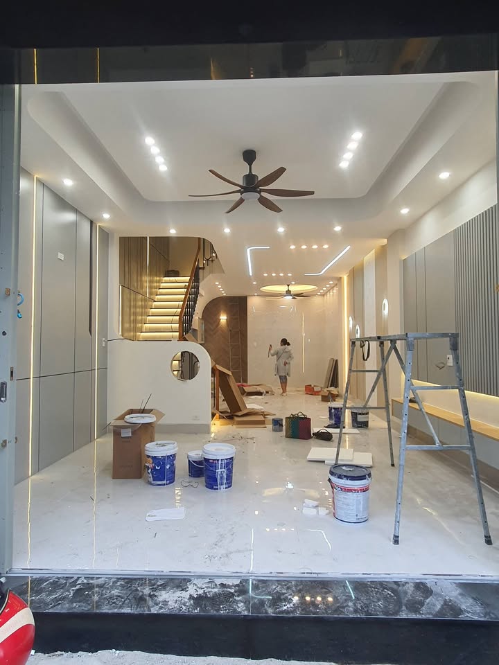 Nhà Mặt Tiền Phường Chợ, Quy Nhơn 70m² giá 6.5 tỷ - Thiết kế hiện đại, sẵn sàng ở ngay!