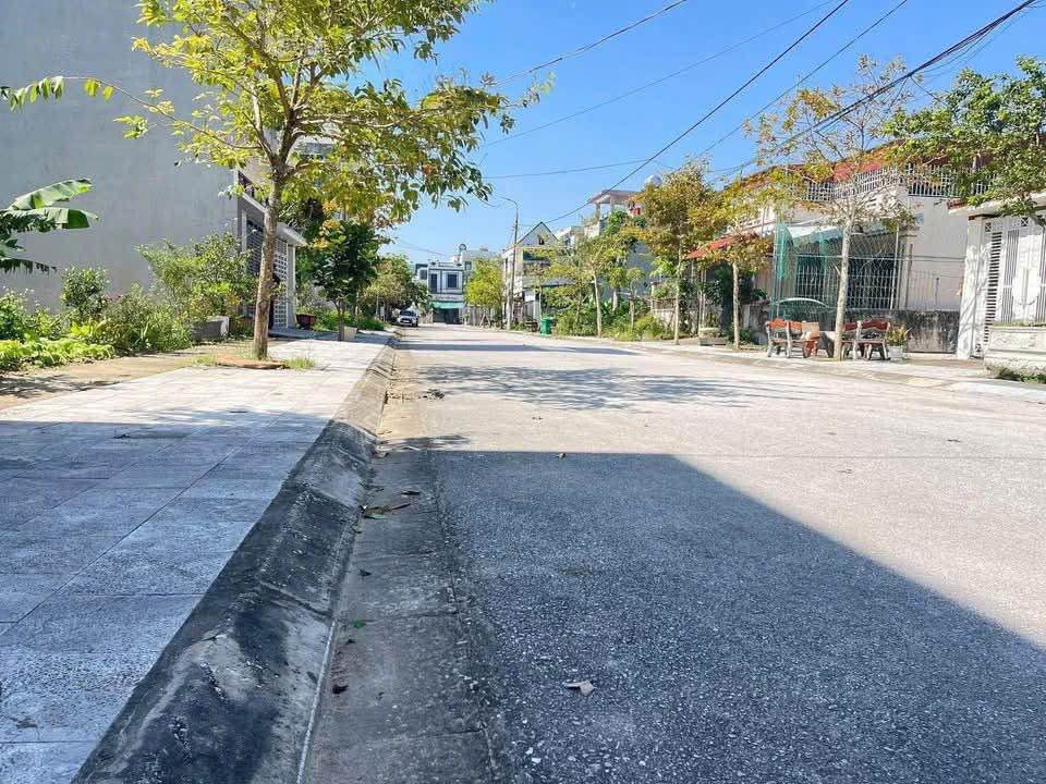 Đất nền Quảng Chính, Thanh Hóa 100m² - Đường Lê Hồng Thịnh, hướng Bắc, giá thỏa thuận!