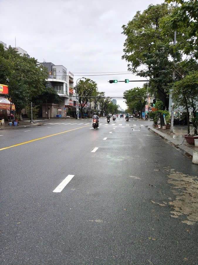 Nhà 2 tầng mặt tiền Trần Nhân Tông, Sơn Trà, Đà Nẵng 86.4m² - Chính chủ cần bán gấp!