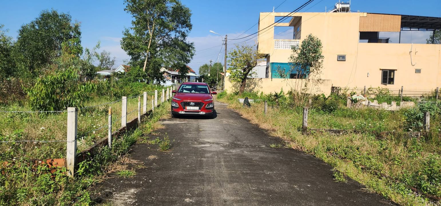 Đất CLN 890m² Thị trấn Núi Thành giá chỉ 1.6 tỷ - Cơ hội đầu tư tuyệt vời!