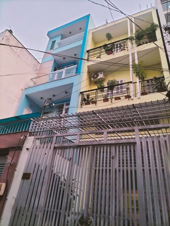 Nhà phố Nguyễn Văn Luông, Quận 6, 89m² giá 9.3 tỷ - Hẻm thông, sổ hồng chính chủ!