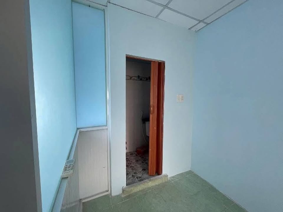 Nhà mặt tiền Tô Hiệu, quận Tân Phú 24m² giá 2.85 tỷ - Kinh doanh lý tưởng!