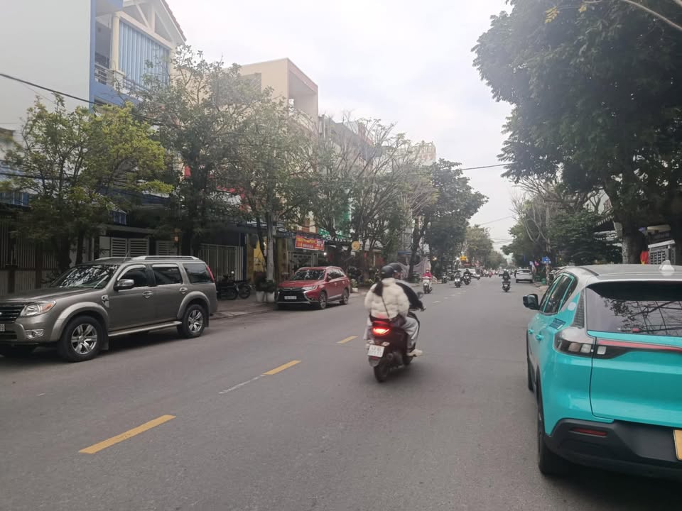 Nhà mặt đường Huỳnh Tấn Phát, Đà Nẵng 98m² giá 11 tỷ - Kinh doanh sầm uất, vào ở ngay!