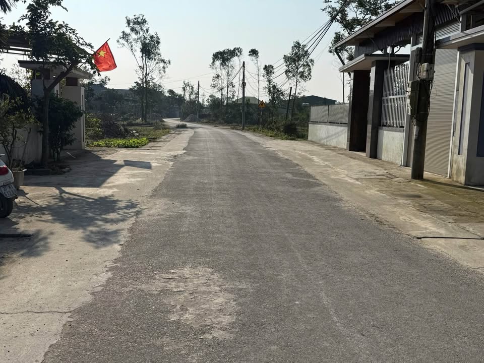 Đất nền Xóm 3 - Nghi Phong 200m² giá 5.1 tỷ - Vị trí đắc địa, sẵn sàng đầu tư!