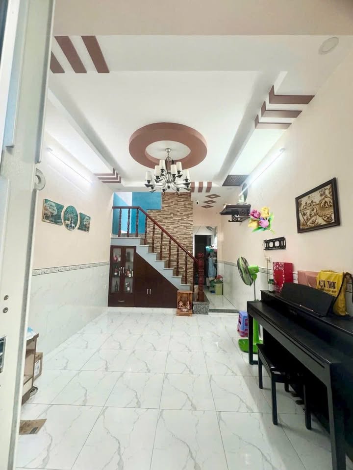 Nhà nguyên căn Gò Vấp 49m² giá 8 triệu - Hẻm an ninh, thoáng mát!