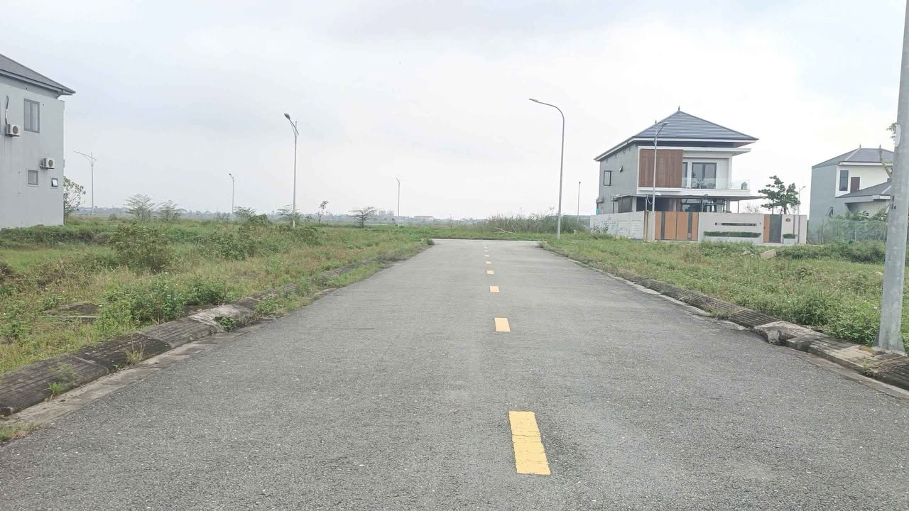 Đất nền Trần Phú, Hà Tĩnh 144m² giá 3.35 tỷ - Đầu tư sinh lời ngay!