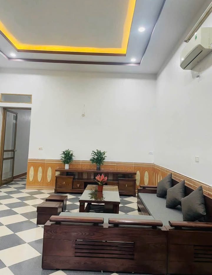 Nhà bán tại Ngõ đường Hà Đặc, Phường Pom Hán - 108m² giá 1.5 tỷ - Sẵn sàng vào ở!