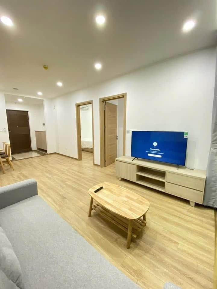 Căn hộ 2PN phố Trần Quý Kiên - Giá thỏa thuận, gần trường học!