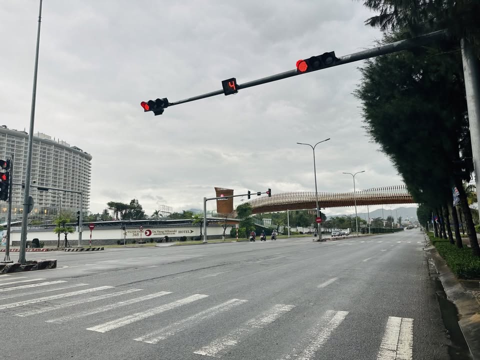 Đất biển Liên Chiểu Đà Nẵng 100m² giá 5.5 tỷ - Vị trí đắc địa gần biển!