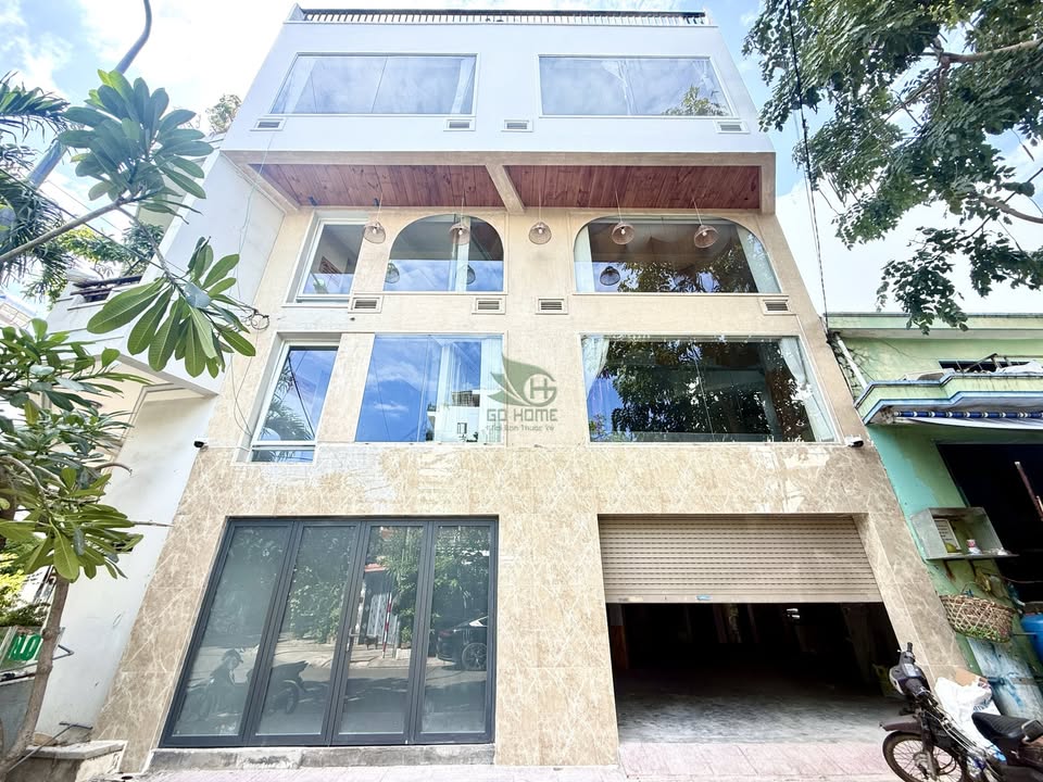Nhà 4 tầng cho thuê tại Phước Hòa, Nha Trang 123m² - Vị trí vàng, thuận tiện kinh doanh!