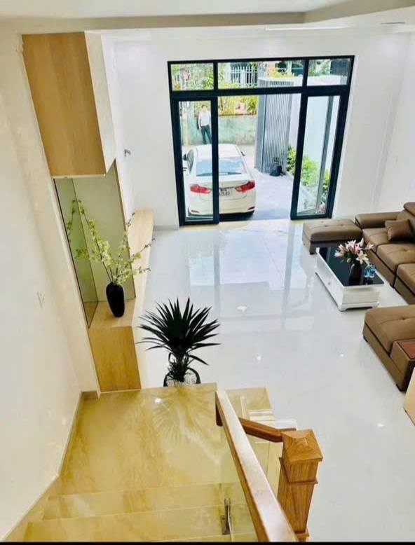 Nhà 1 Trệt 1 Lầu Tân Phong 125m² giá 4.68 tỷ - Sổ hồng chính chủ, sát chợ!