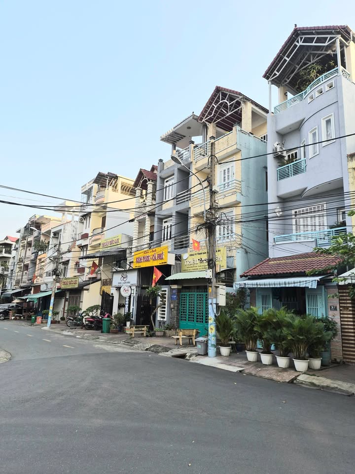 Bán nhà mặt tiền Phường Phước Bình 68m² giá nhỉnh 10 tỷ - Vị trí đắc địa gần The Global City