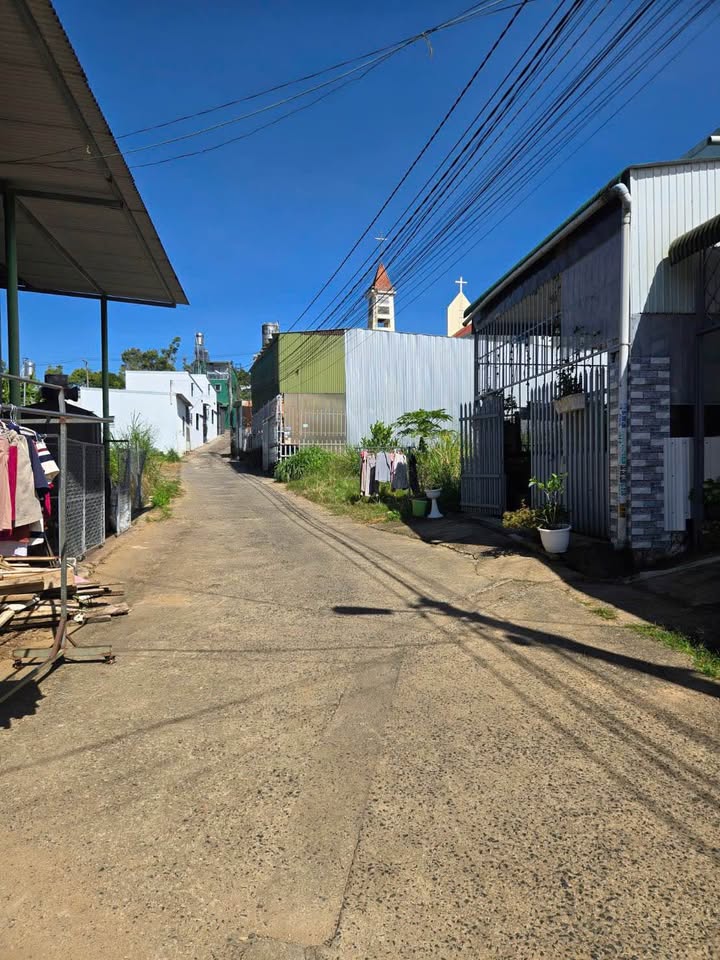 Đất thổ cư 236m² hẻm Lam Sơn - Bảo Lộc chỉ 2.37 tỷ - Cơ hội đầu tư tuyệt vời!