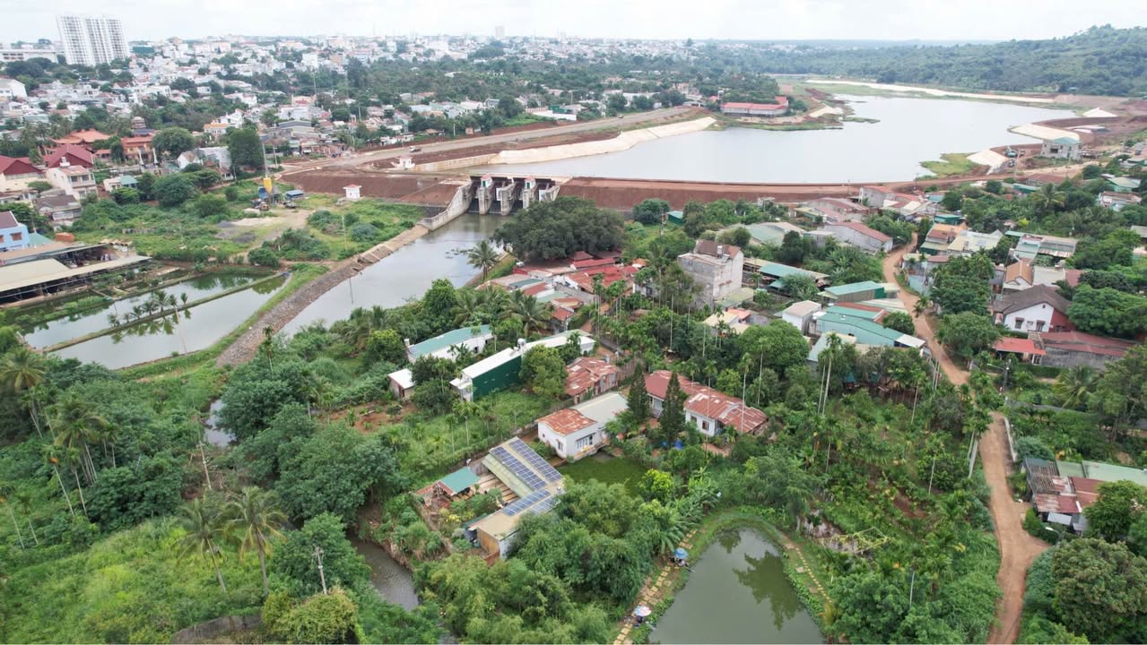 Dãy trọ 6 phòng tại hẻm Nguyễn Du, 400m² giá 6.25 tỷ - Đầu tư sinh lời cao!