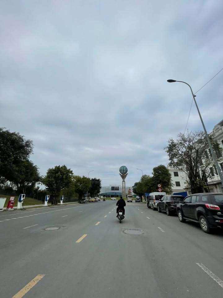 Nhà 6 tầng Tây Mỗ 43m² giá thỏa thuận - Phù hợp cho gia đình!