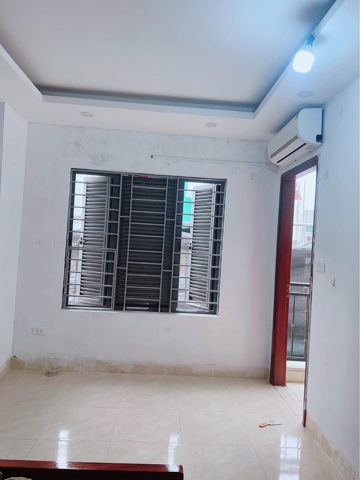 Phòng cho thuê 27m² tại Trịnh Đình Cửu - An ninh tốt, vào ở ngay!