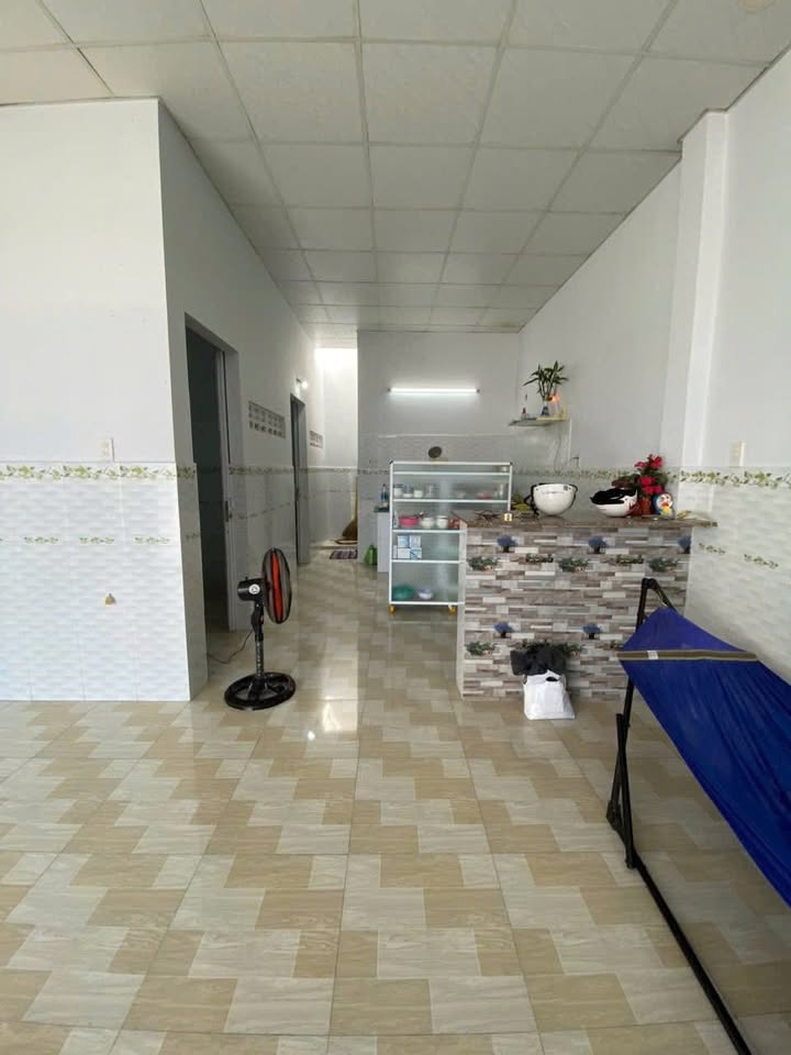 Nhà cho thuê hẻm Mai Thị Do, Vĩnh Ngọc, Nha Trang 100m² giá 3 triệu - Không gian sống lý tưởng!