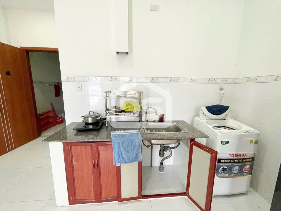 Căn hộ Lê Hồng Phong Nha Trang 35m² giá 4 triệu - Full nội thất, ban công thoáng mát!