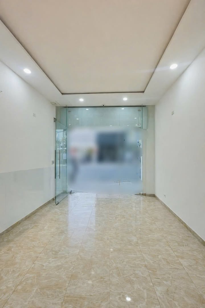 Cho thuê mặt bằng phố Hàn, Cam Ranh 100m² giá 18 triệu - Kinh doanh lý tưởng!