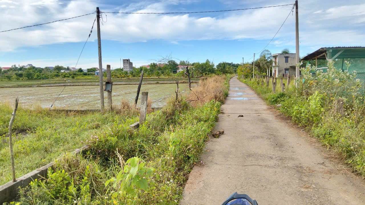 Đất nền thổ cư 200m² tại xã Hàm Đức, 1.1 tỷ - Mặt tiền ô tô, gần chợ và trường học!