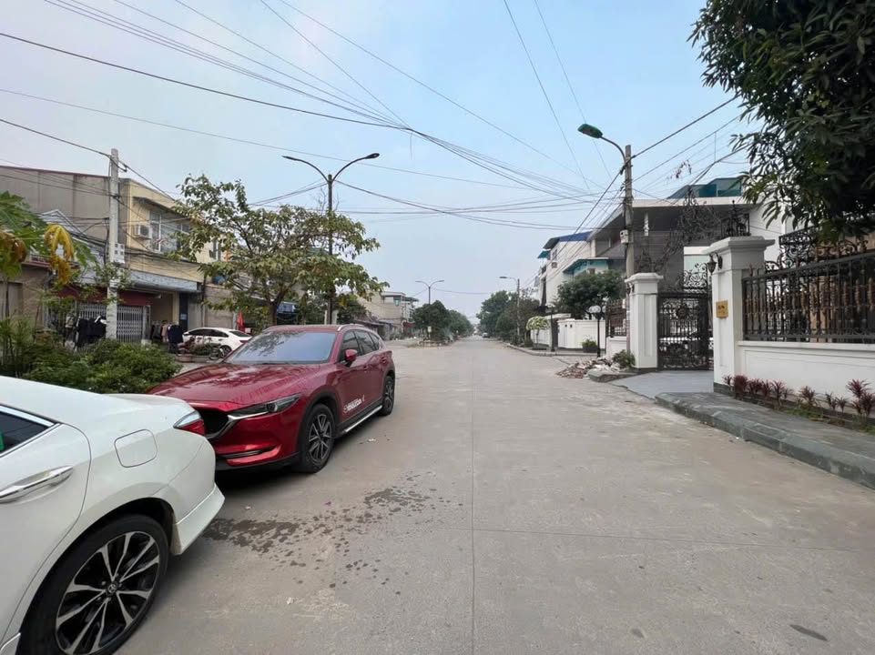Đất mặt đường Đồng Xá, Hải An 49.3m² giá chỉ 7x triệu - View hồ điều hòa!