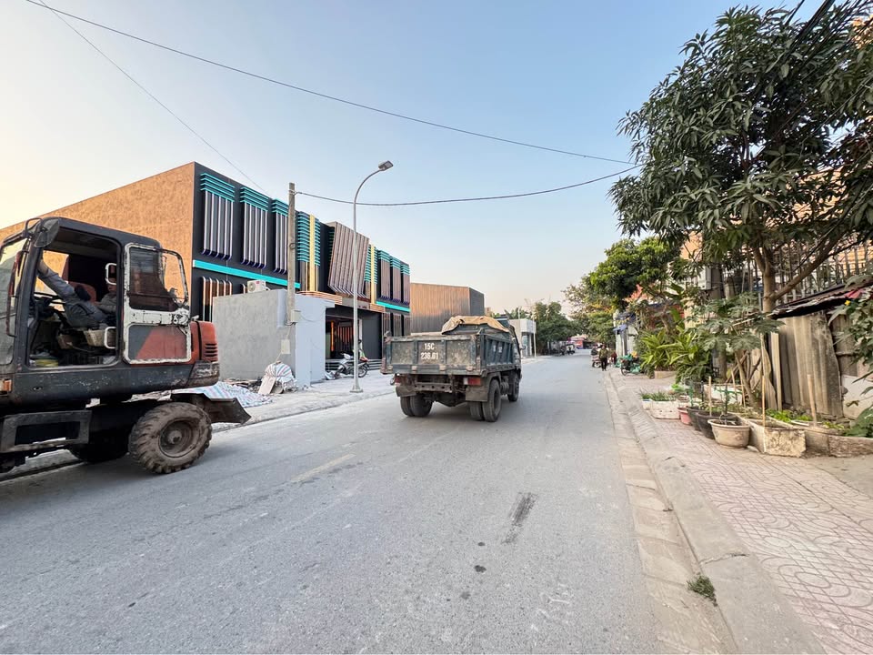 FrontHouse Vĩnh Khê 100m² giá 5 tỷ - Vị trí đắc địa ngay chợ!